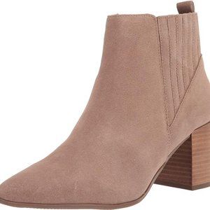 Blondo WATERPROOF Leather Laureece Booties in Tan Suede NWT
